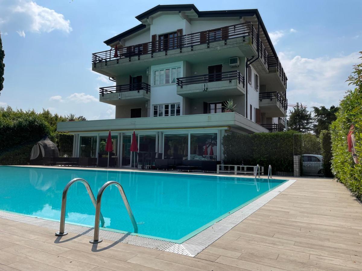 Residence Alexandra Stay Sirmione Exterior foto