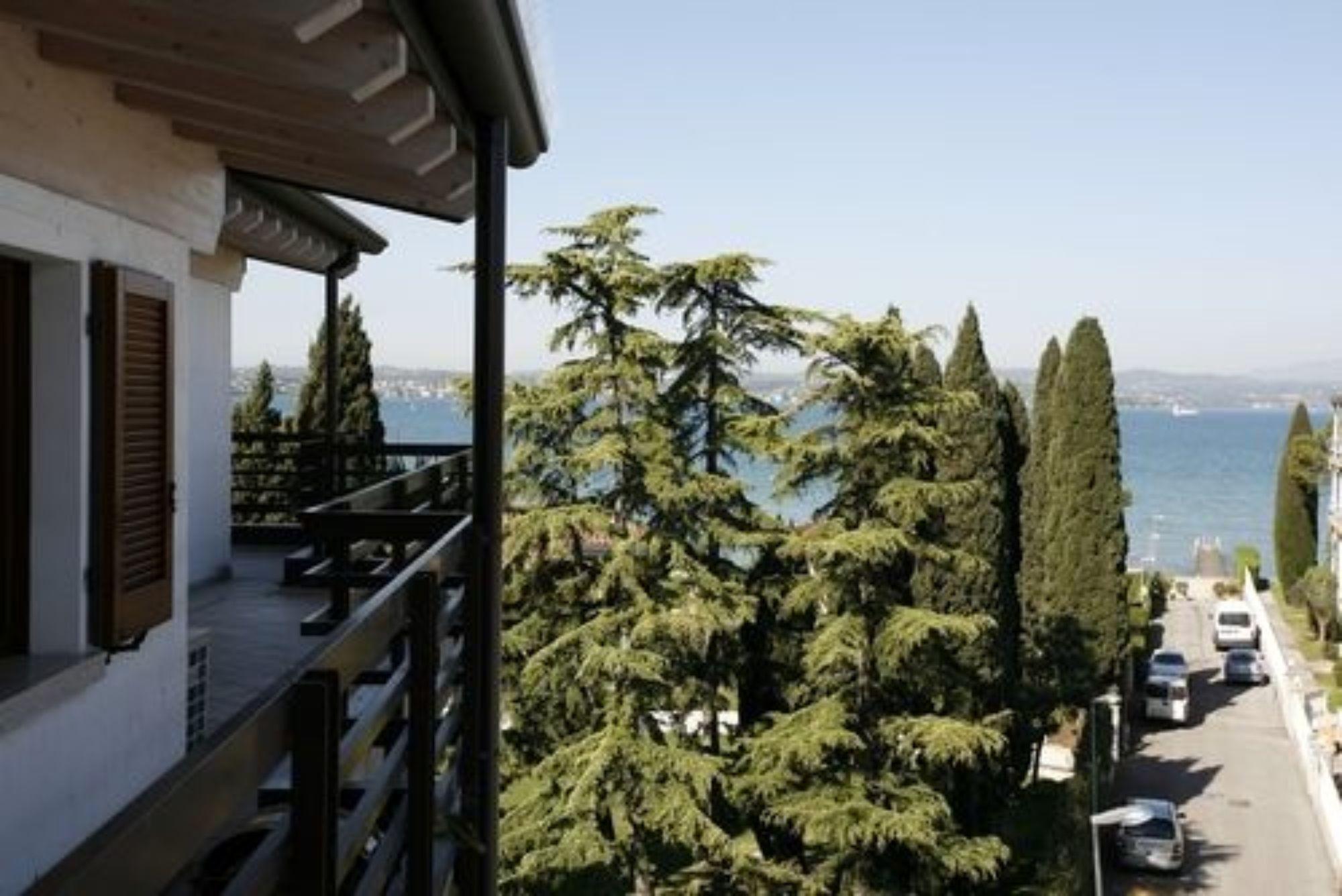 Residence Alexandra Stay Sirmione Exterior foto